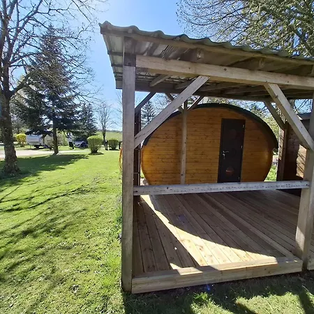 Le Cabanon Du 2 Bannes (Haute-Marne)