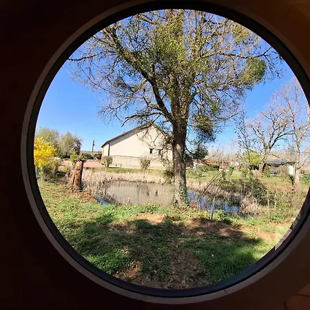 Le Cabanon Du 2 Campsite Bannes (Haute-Marne)